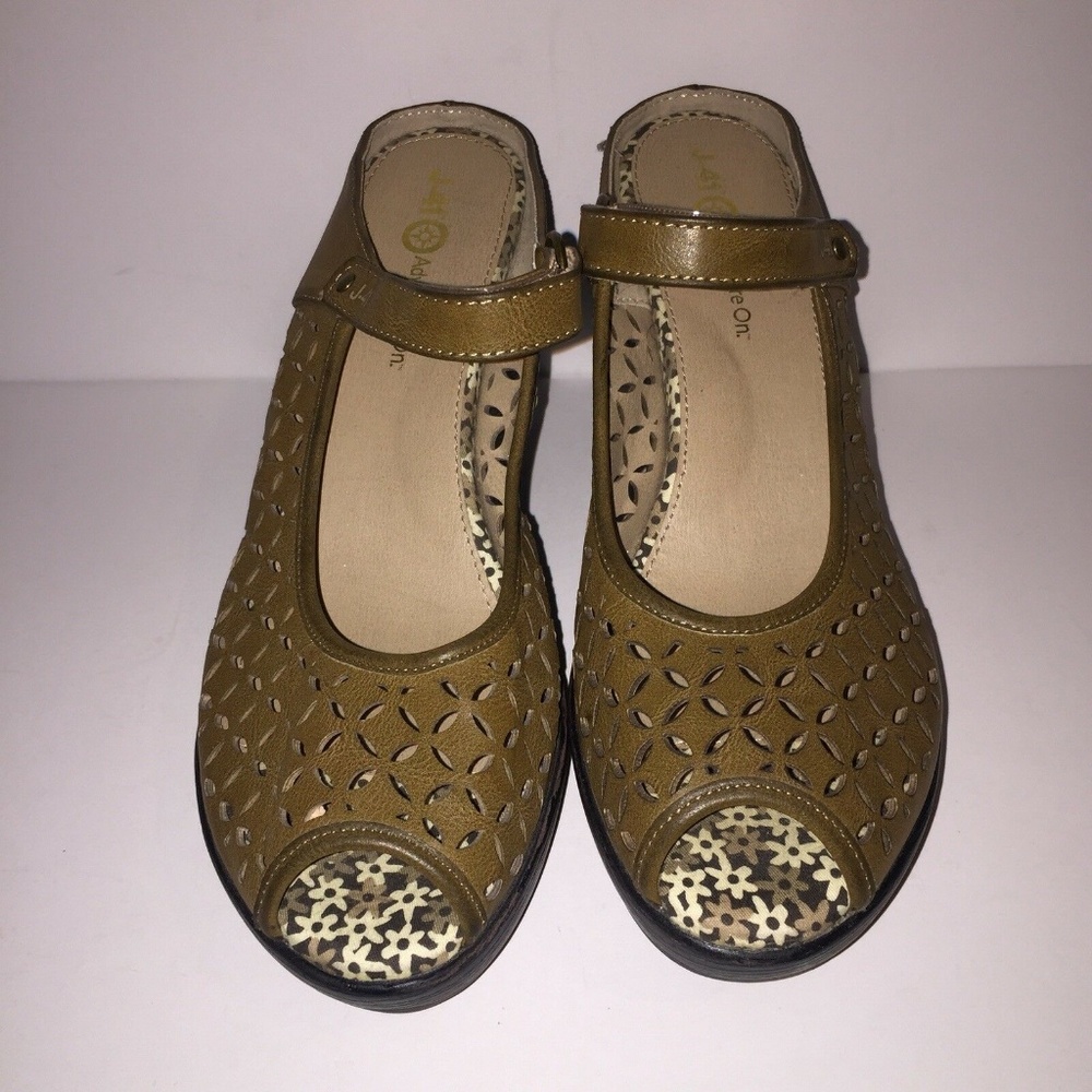 J 41 Angelina Vegan Slip on Green Wedge Peep Toe